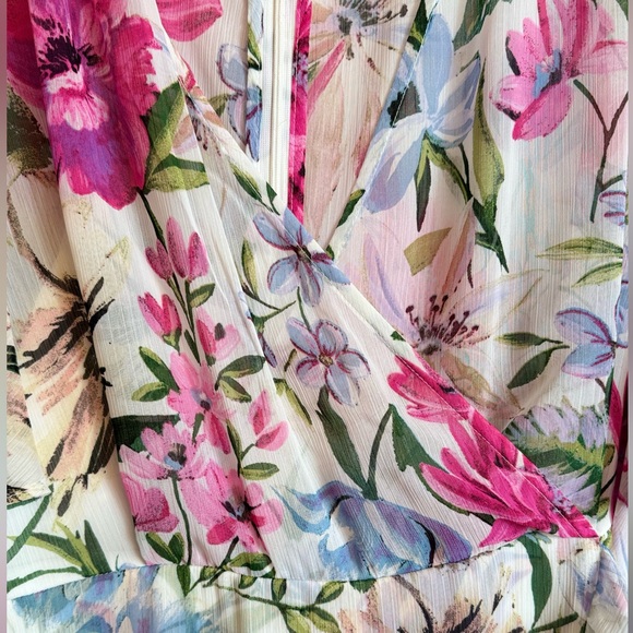 CALVIN KLEIN Women's Chiffon Floral Flutter Sleeves Wrap Ruffle Dress Sz 14 NEW - Picture 3 of 16